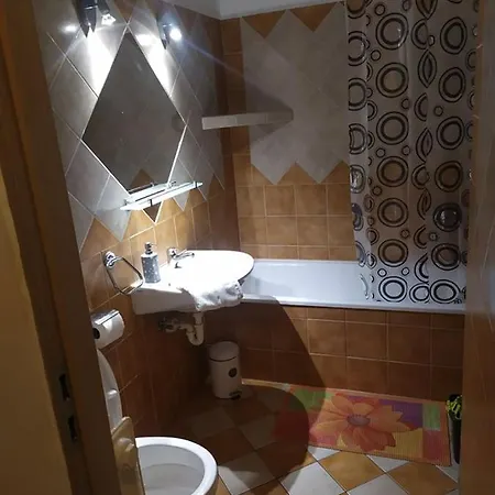 Gyori Uti Lakas شقة Tatabánya