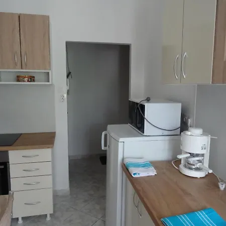 شقة Gyori Uti Lakas Tatabánya